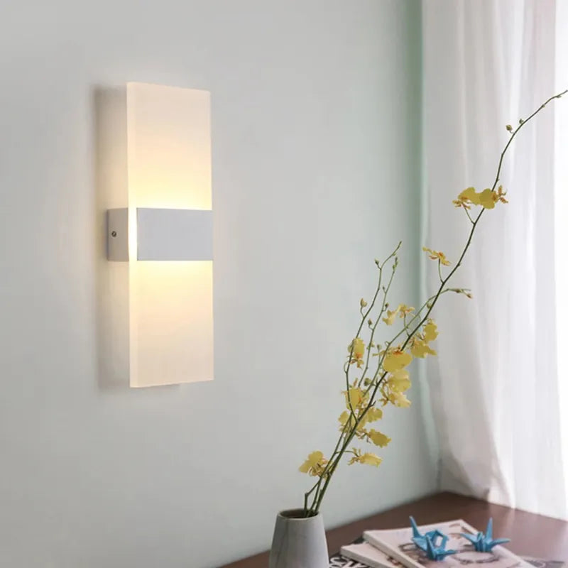 Arandela de Parede Sem fio Nordic Sconce – Sensor de Movimento e Toque, Recarregável USB