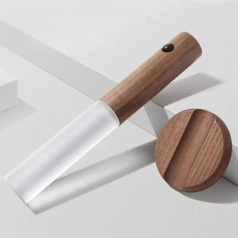Luminária Sem Fio USB com Sensor de Movimento Portátil - Bastão